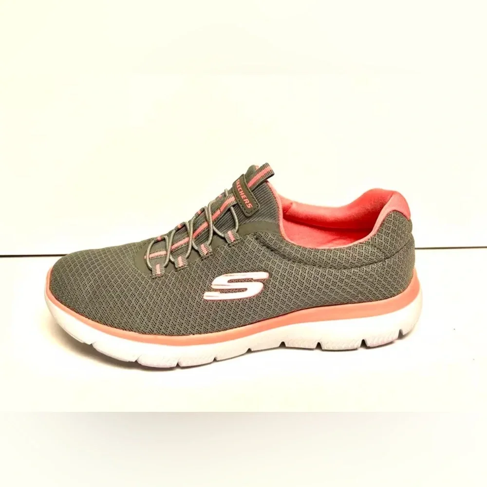Skechers Womens Summits Sneaker Gray Size 7.5 M